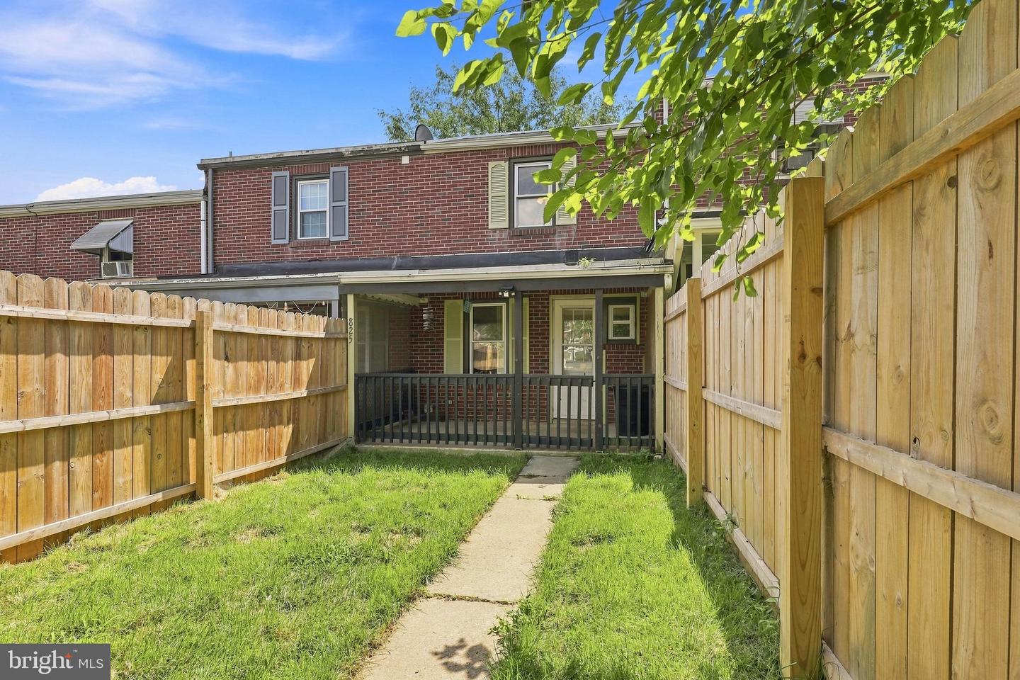 825 Union St Property Photo 33