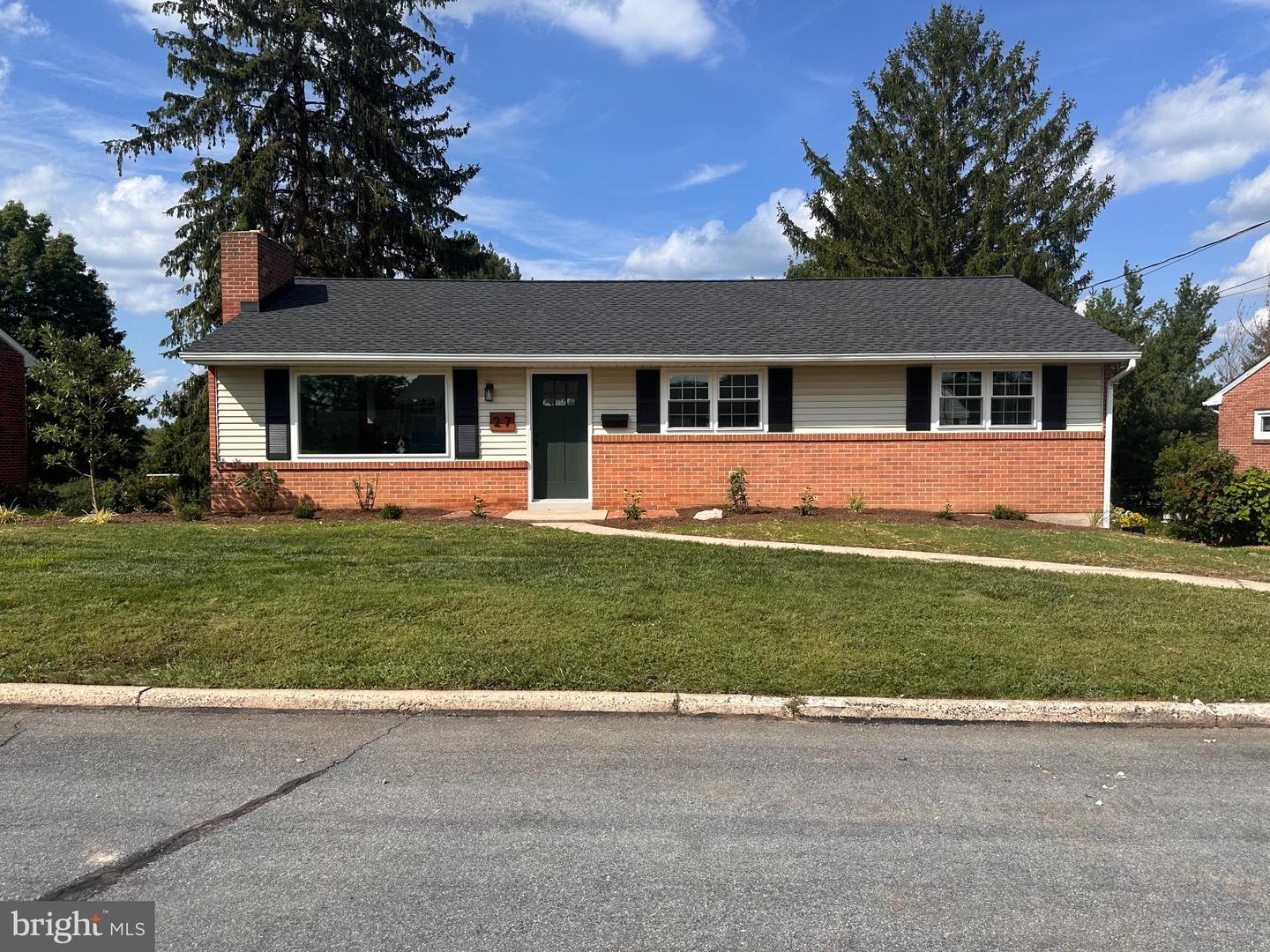 27 FAIRVIEW DR