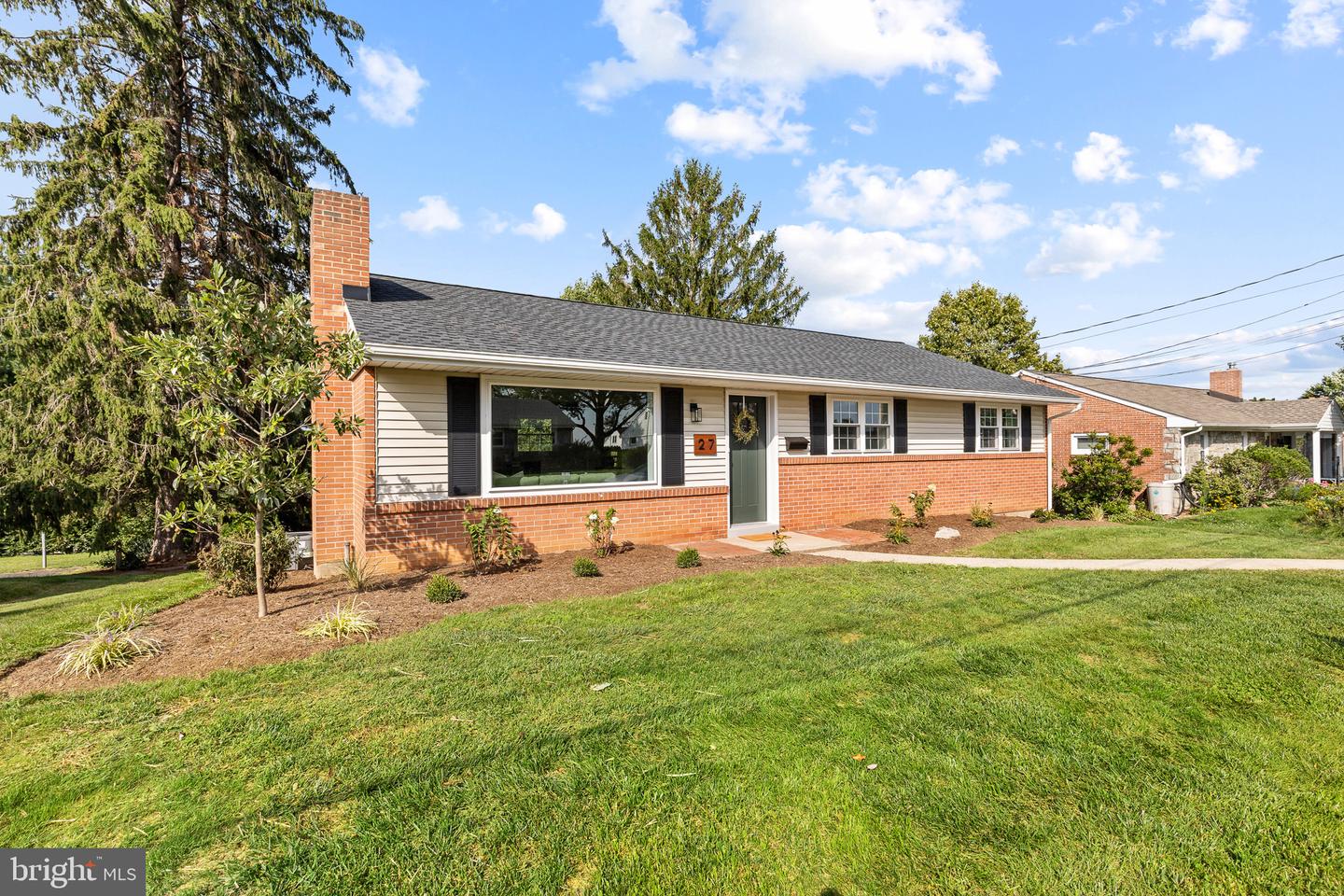 27 Fairview Dr Property Photo 4