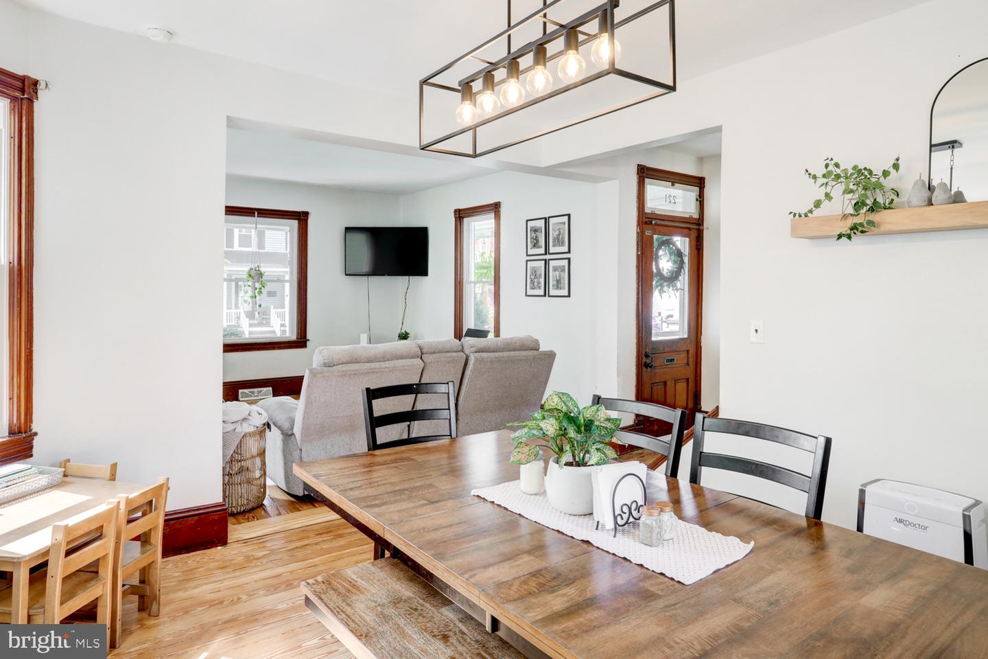 221 Brimmer Ave Property Photo 14