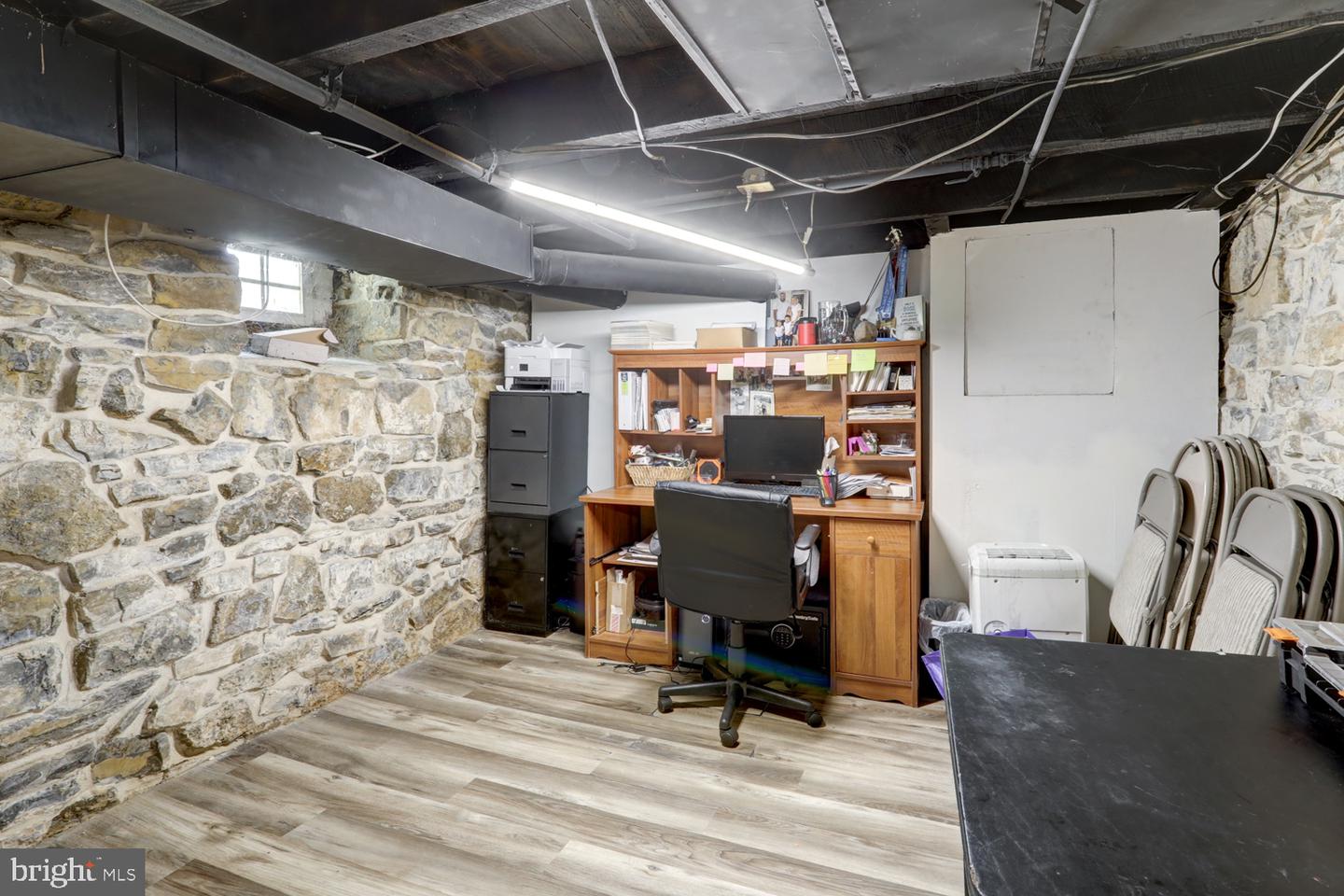 221 Brimmer Ave Property Photo 38