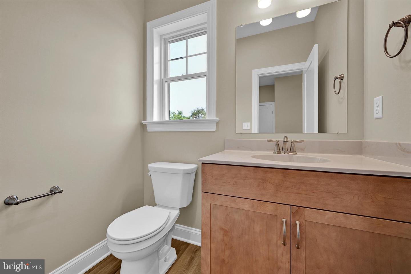 PALA2095084 Property Photo 24