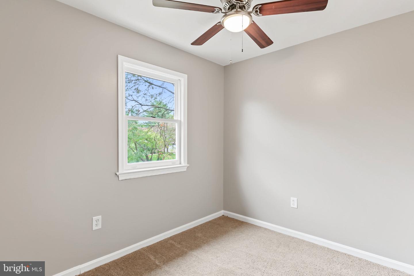 30 Buttonwood Dr Property Photo 17
