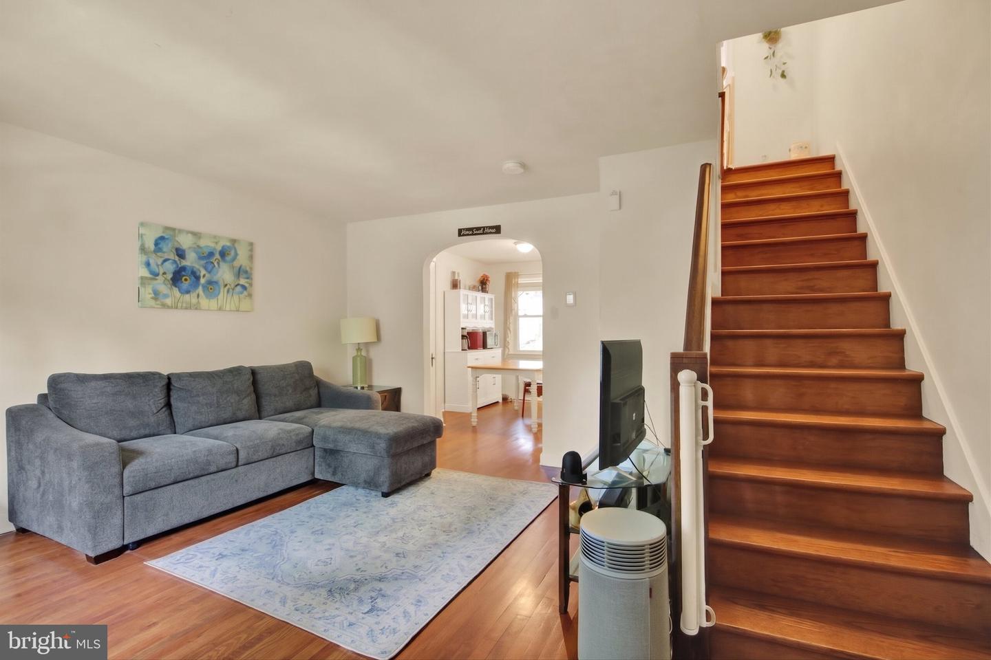 512 Fairview Ave Property Photo 4