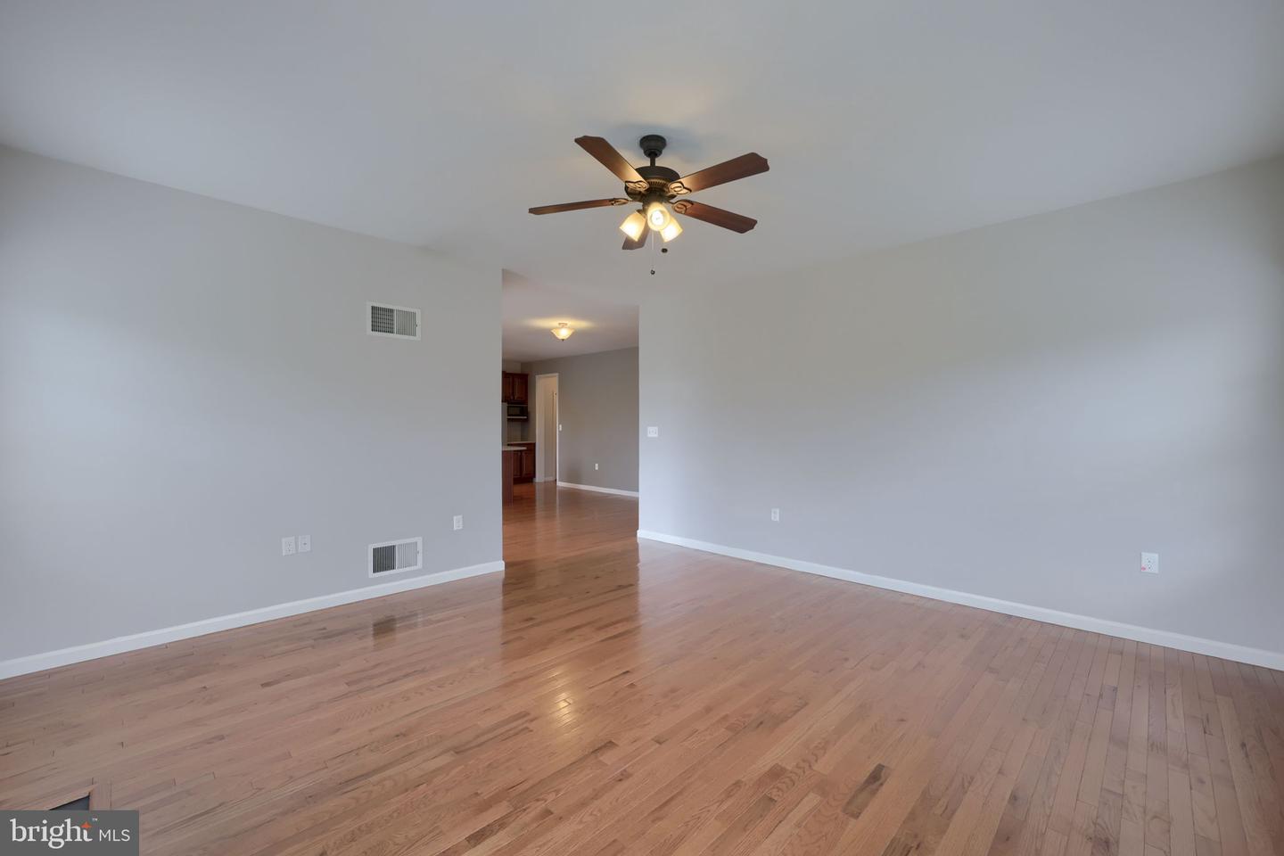 504 Brookshire Dr Property Photo 32
