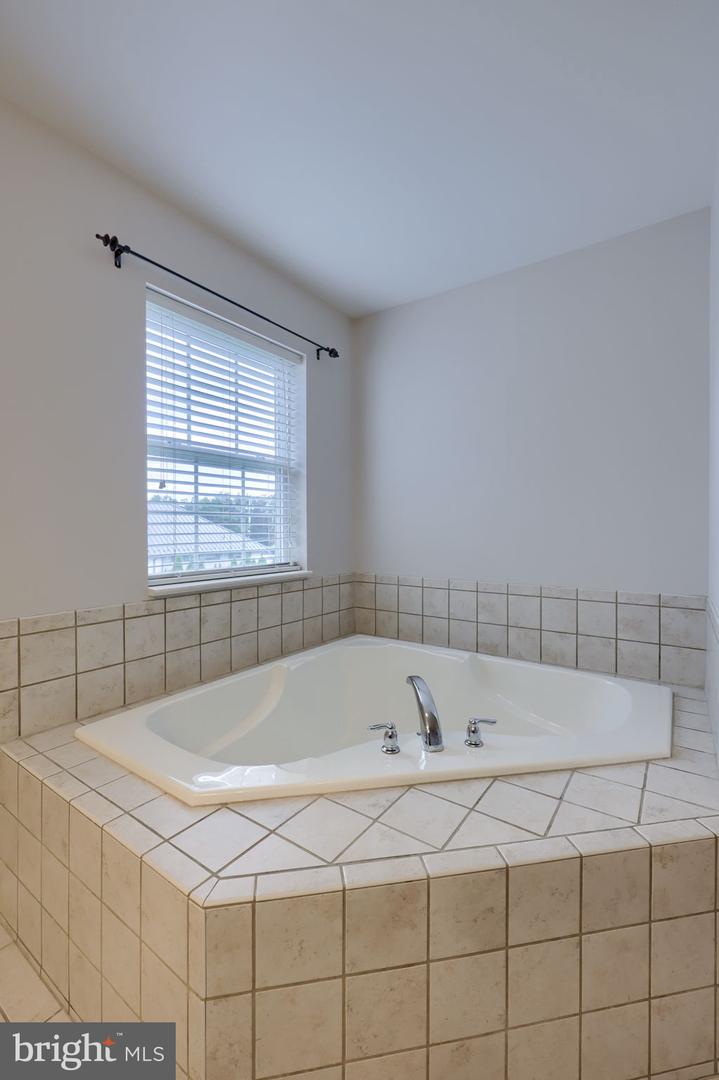 504 Brookshire Dr Property Photo 44