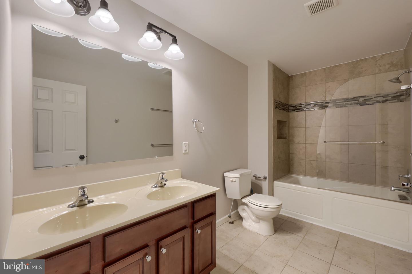 504 Brookshire Dr Property Photo 52