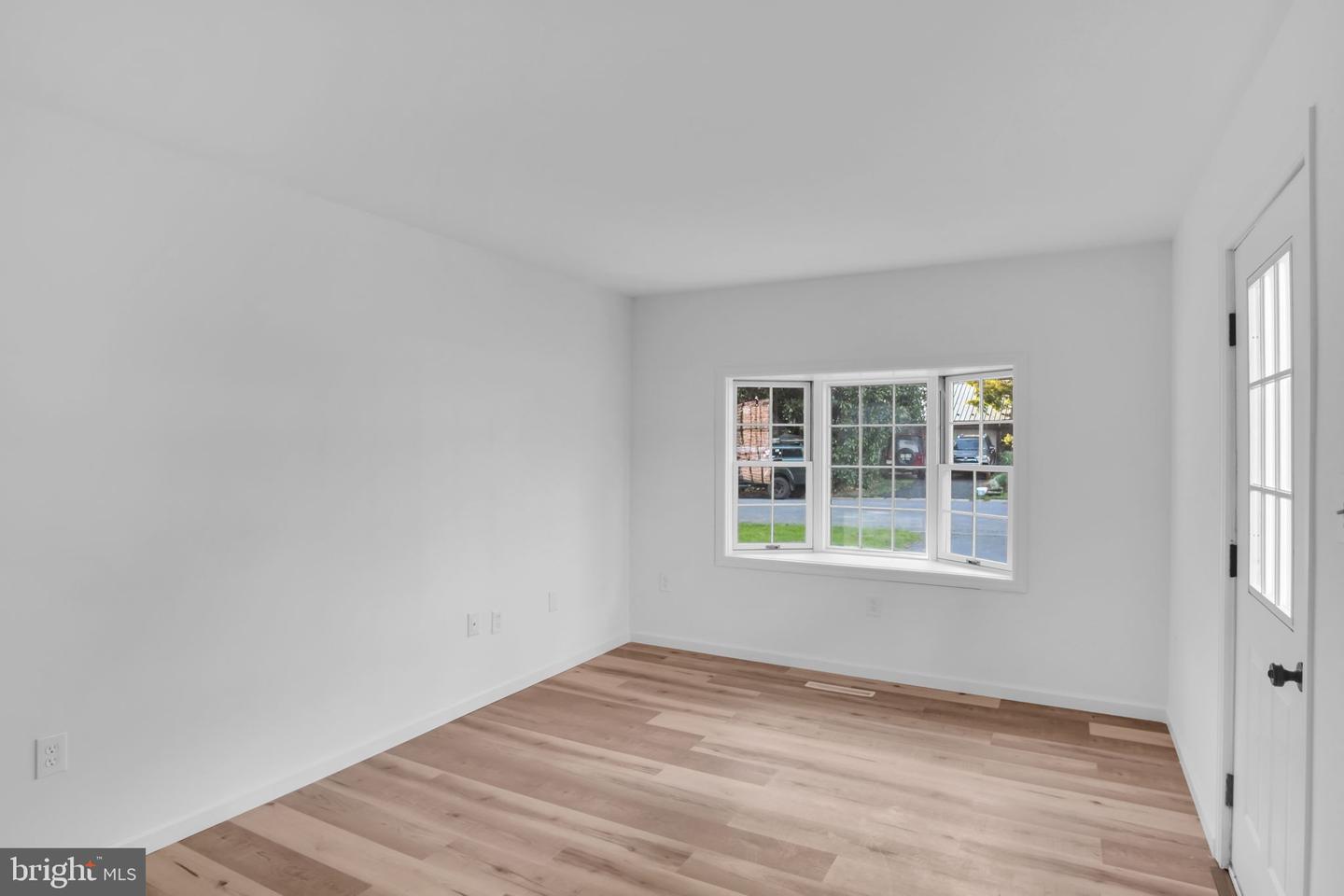2728 Kimberly Rd Property Photo 12