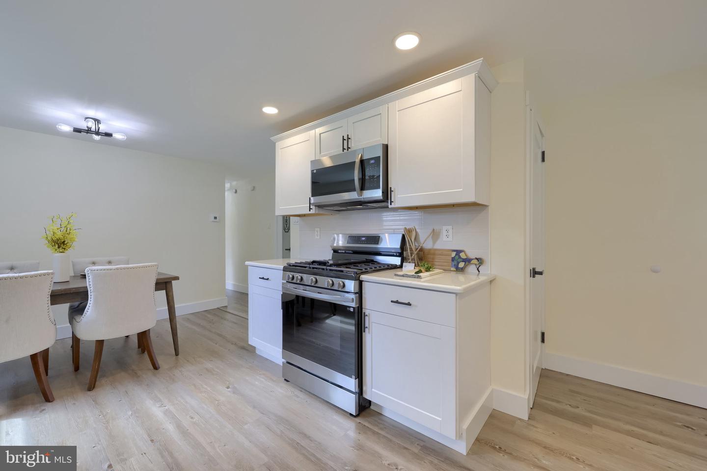 1338 Manor St Property Photo 15
