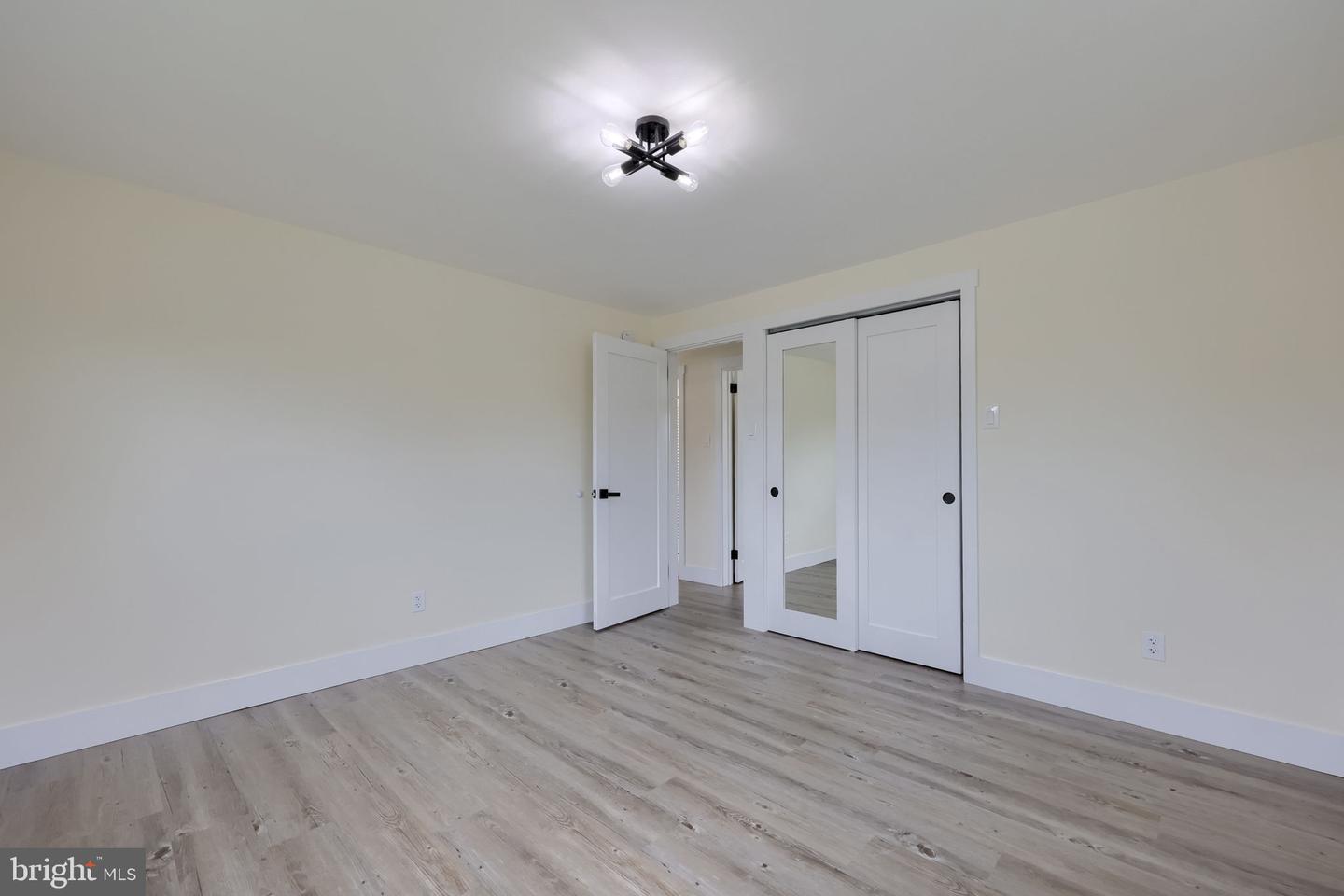 1338 Manor St Property Photo 29
