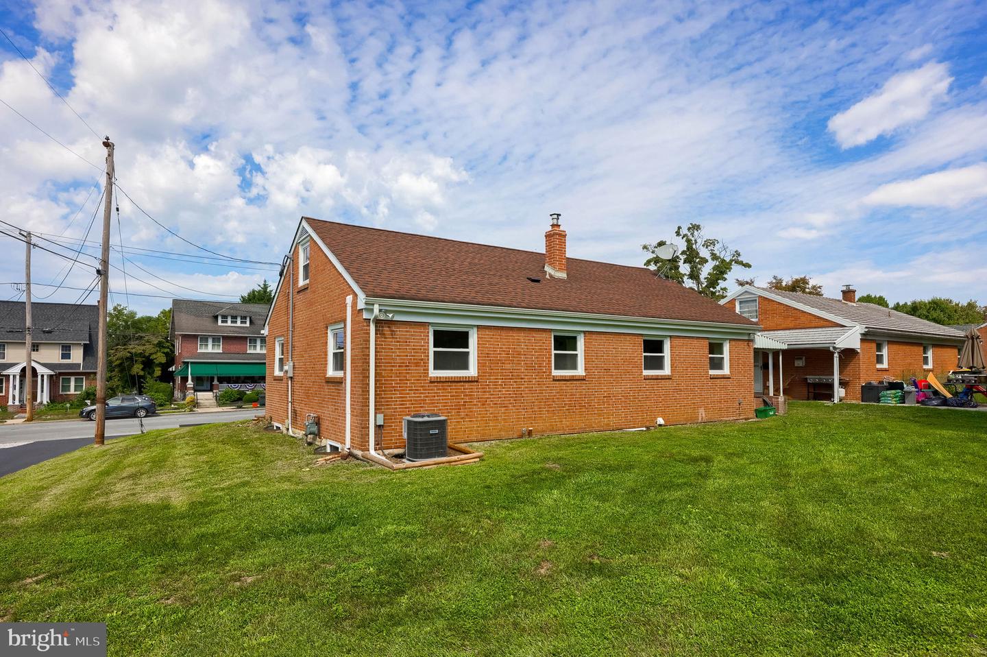 1338 Manor St Property Photo 37
