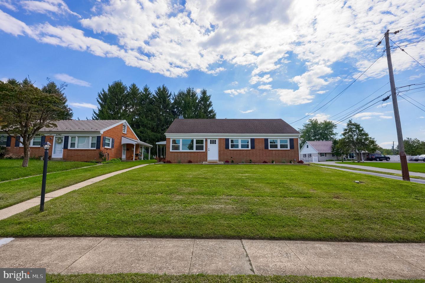 1338 Manor St Property Photo 40