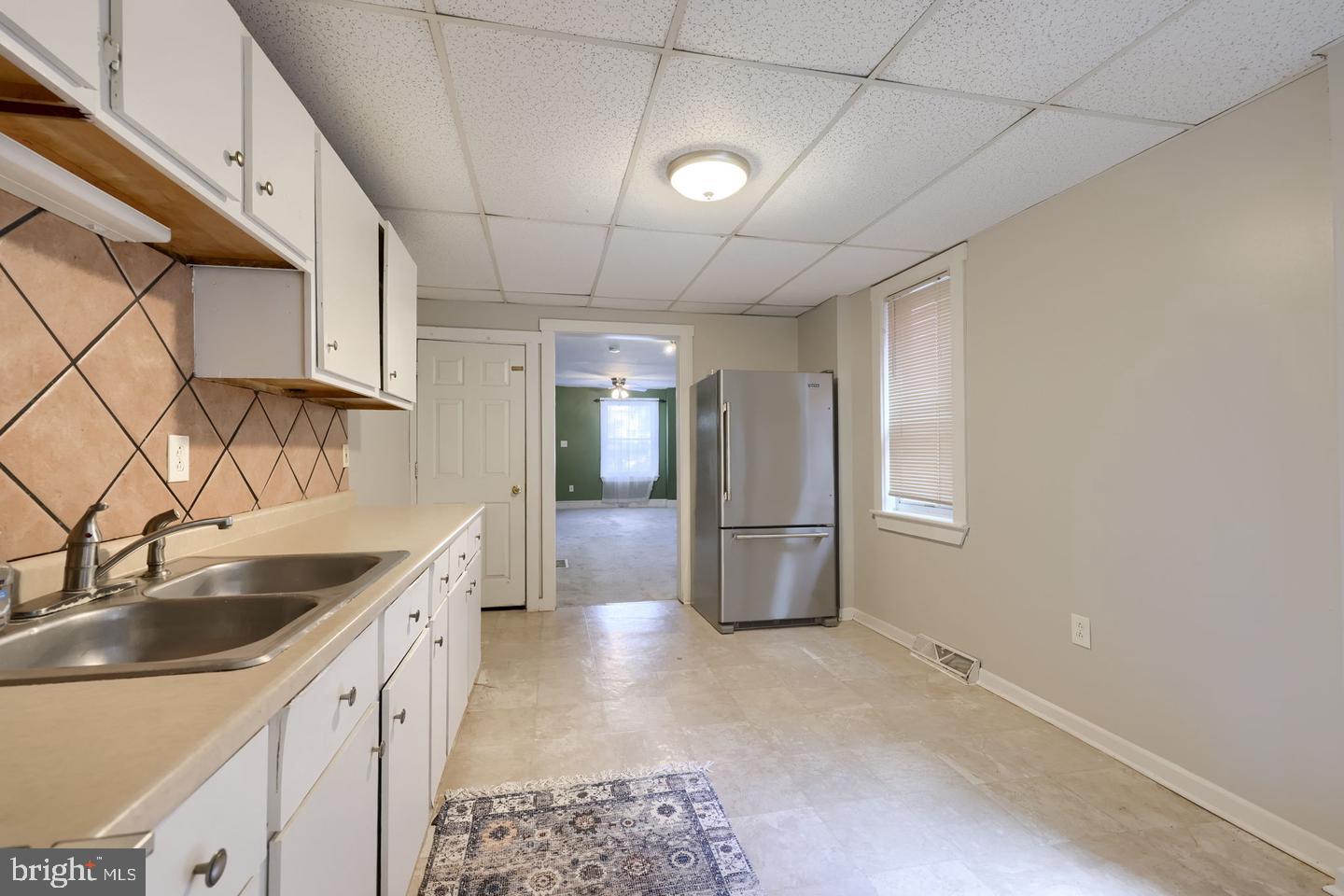 630 N Market St Property Photo 9