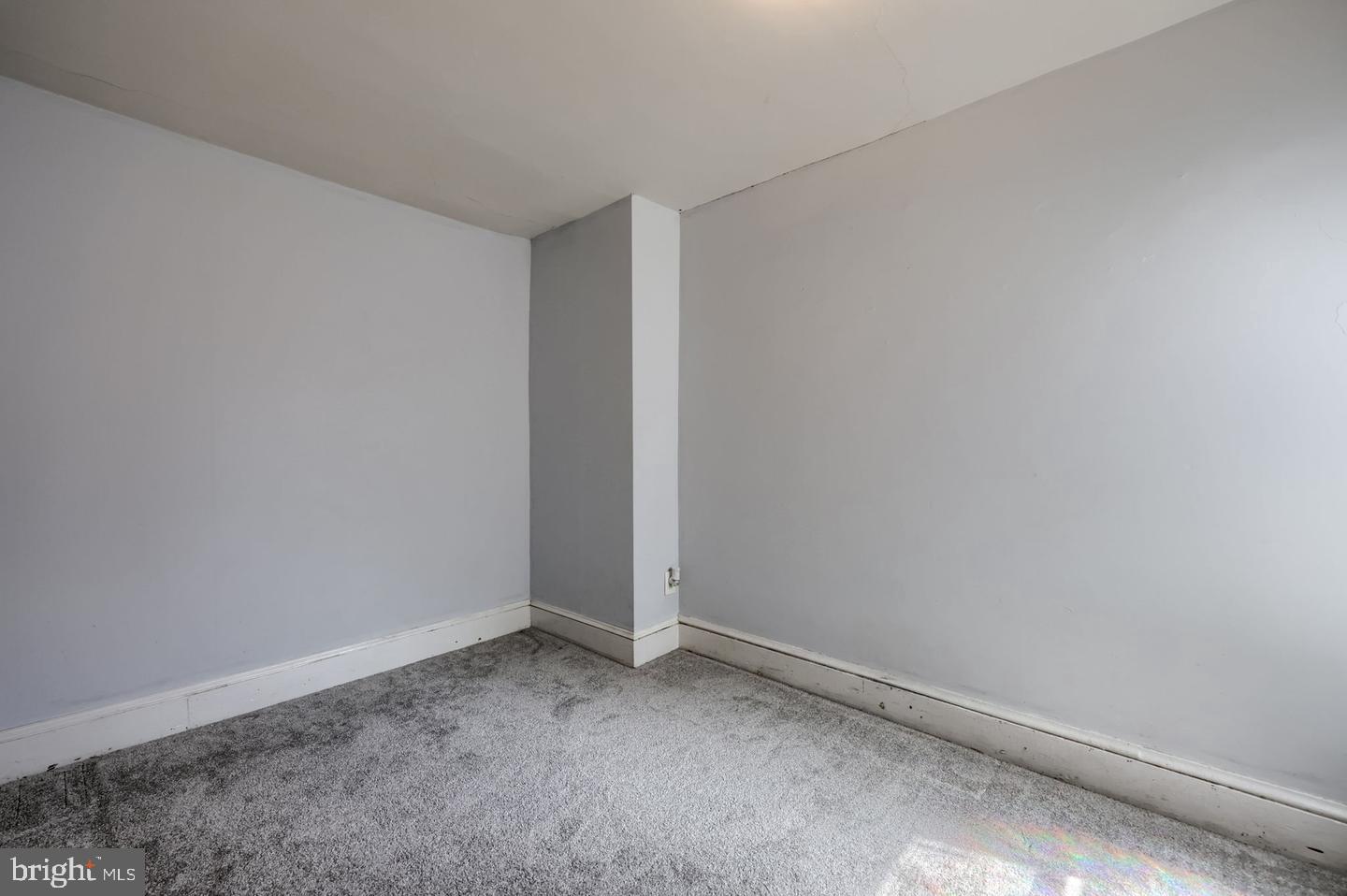 630 N Market St Property Photo 17