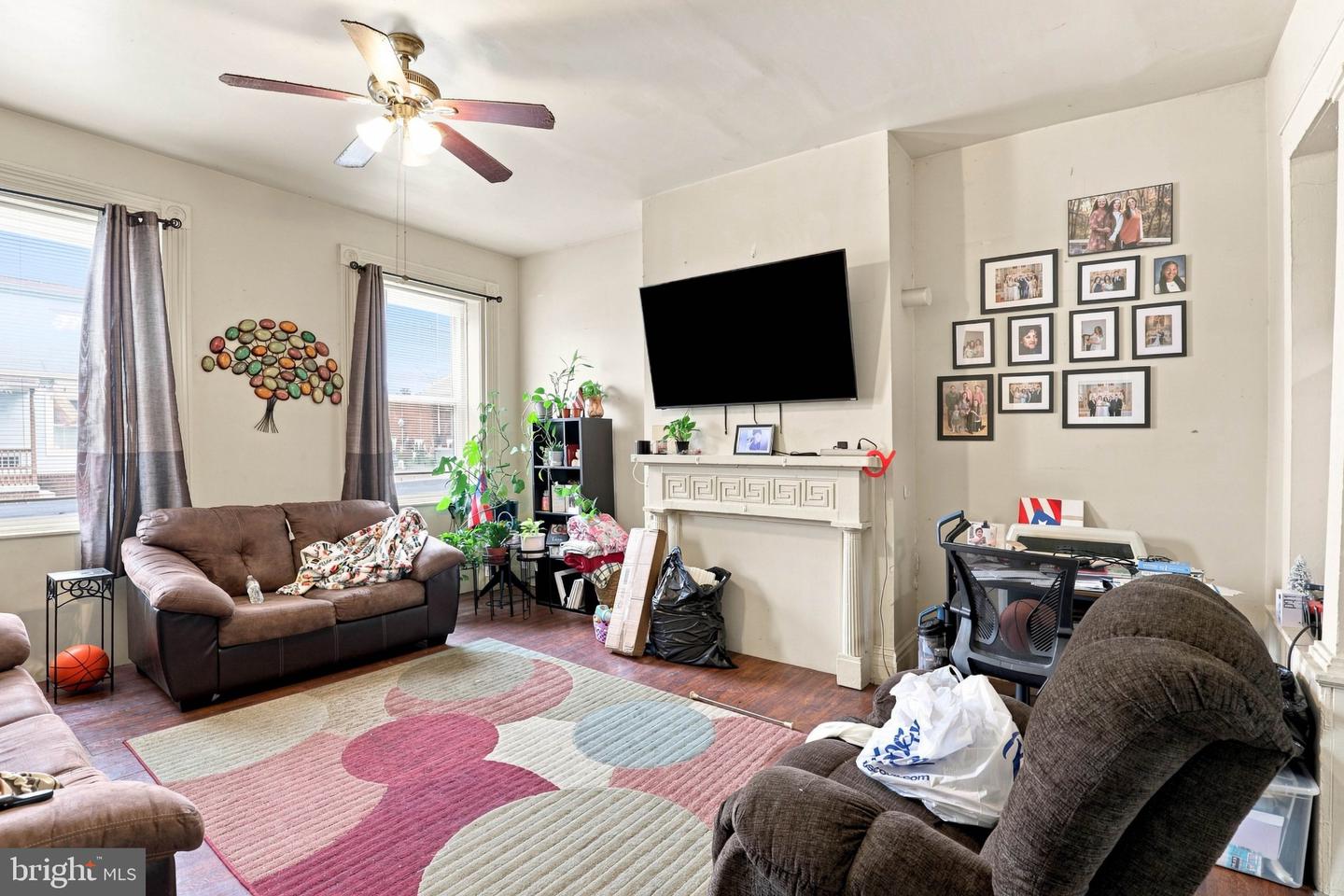 152 Walnut St Property Photo 6