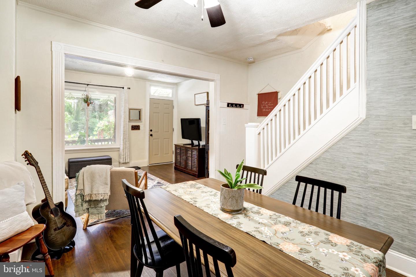 829 5th Property Photo 6