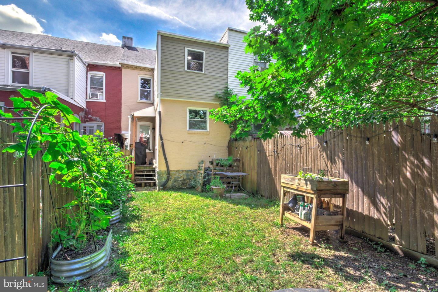 829 5th Property Photo 27