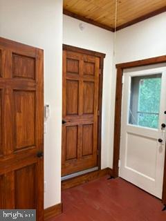 231 Park Ave Property Photo 13