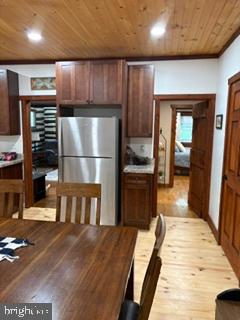 231 Park Ave Property Photo 17