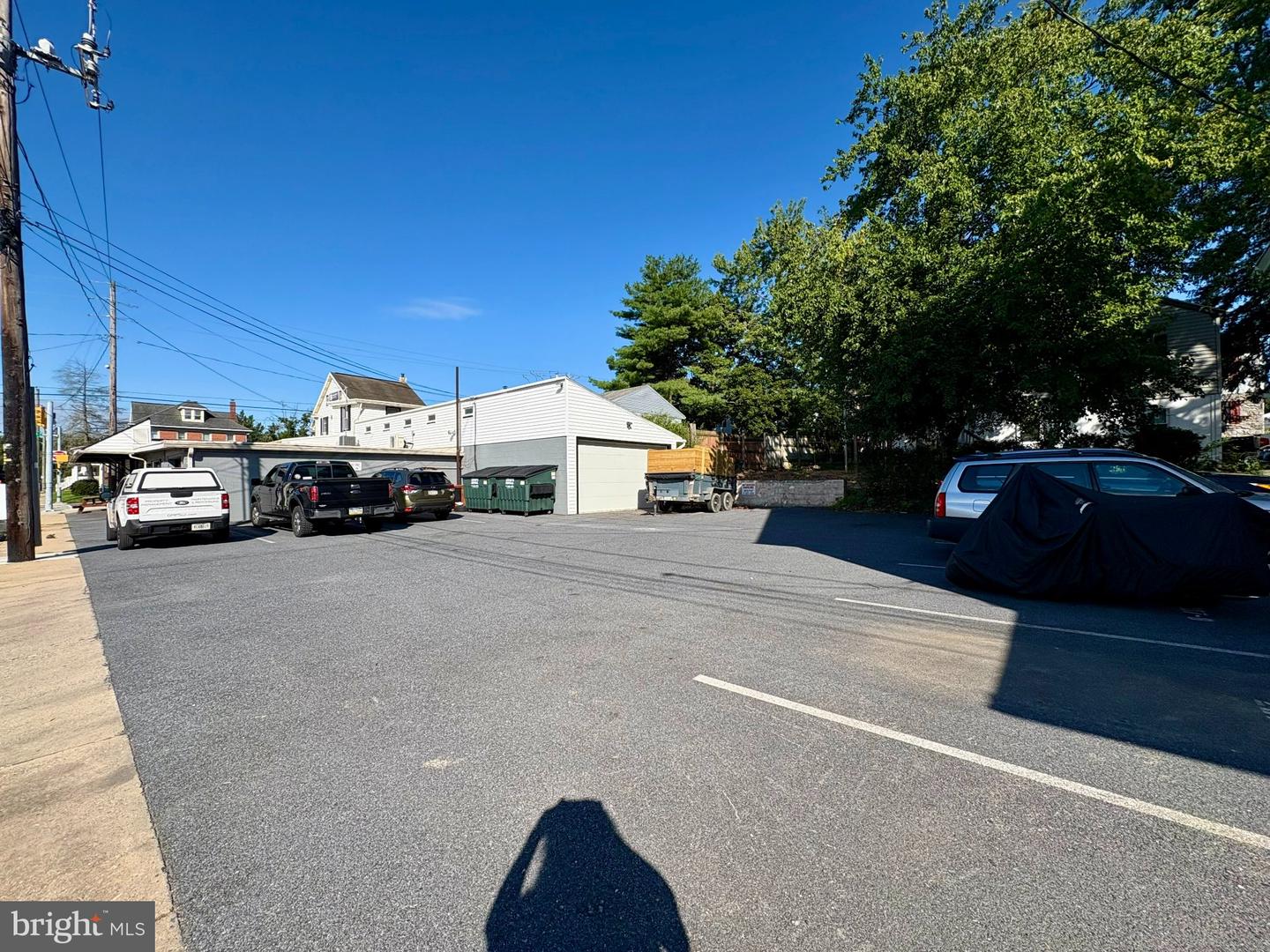 207 N Market St Property Photo 41