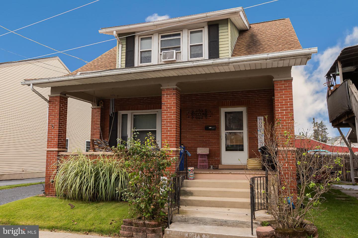 152 N Hanover St Property Photo 1