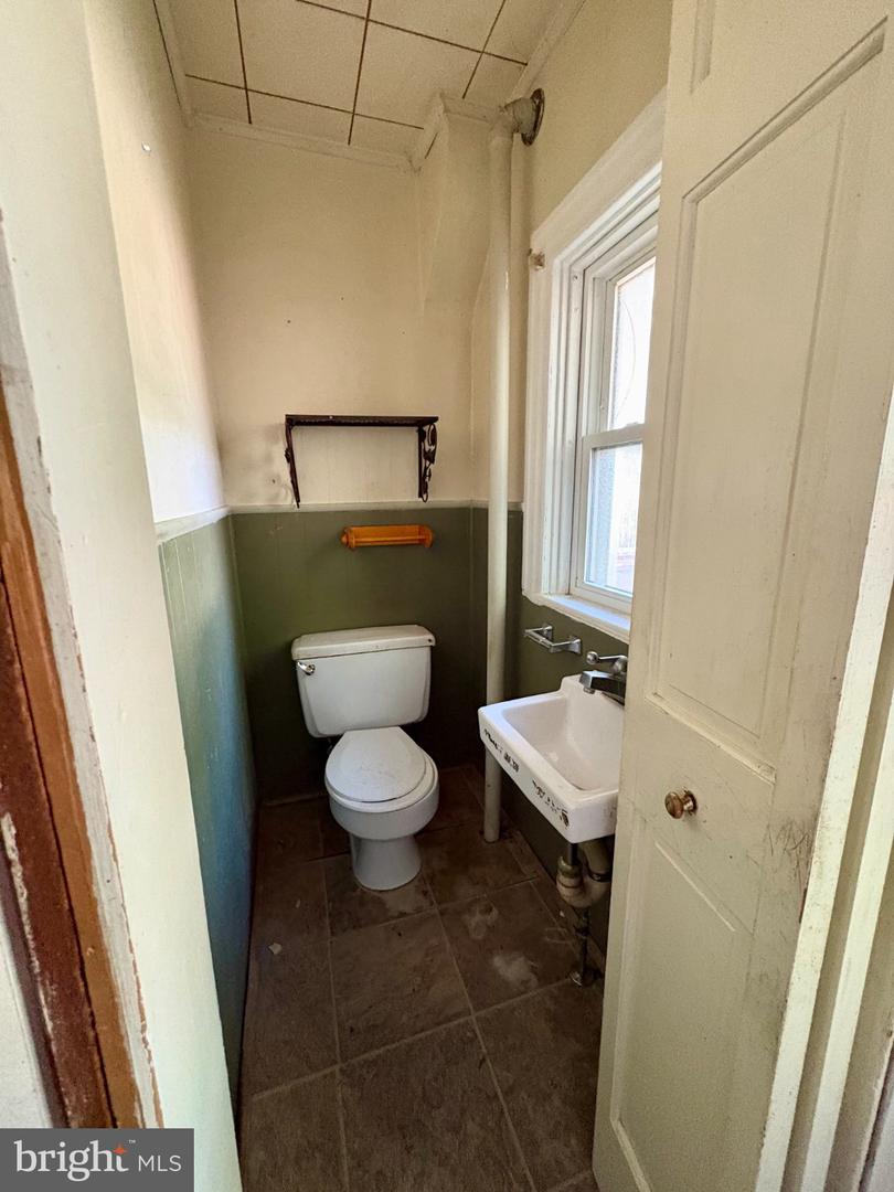 208 Ruby St Property Photo 14