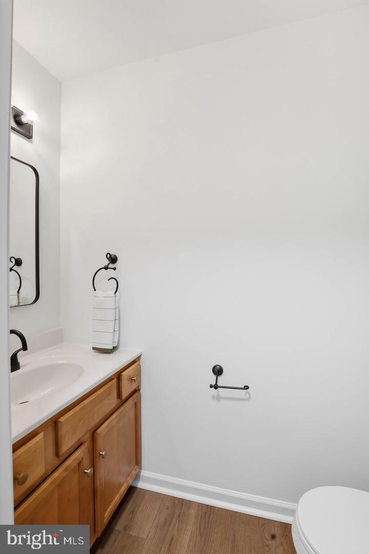 125 Woodmeadow Dr Property Photo 17