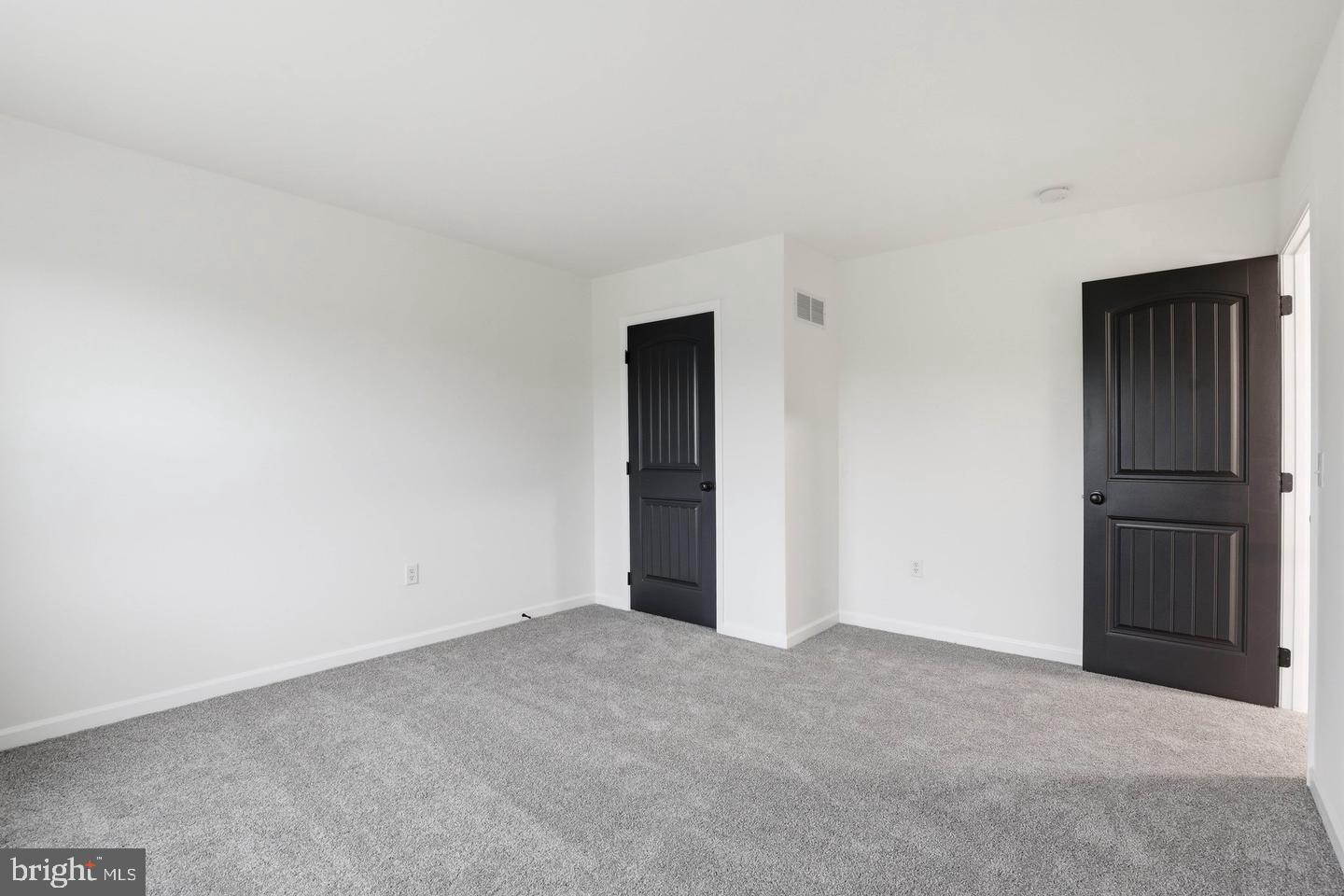 125 Woodmeadow Dr Property Photo 31