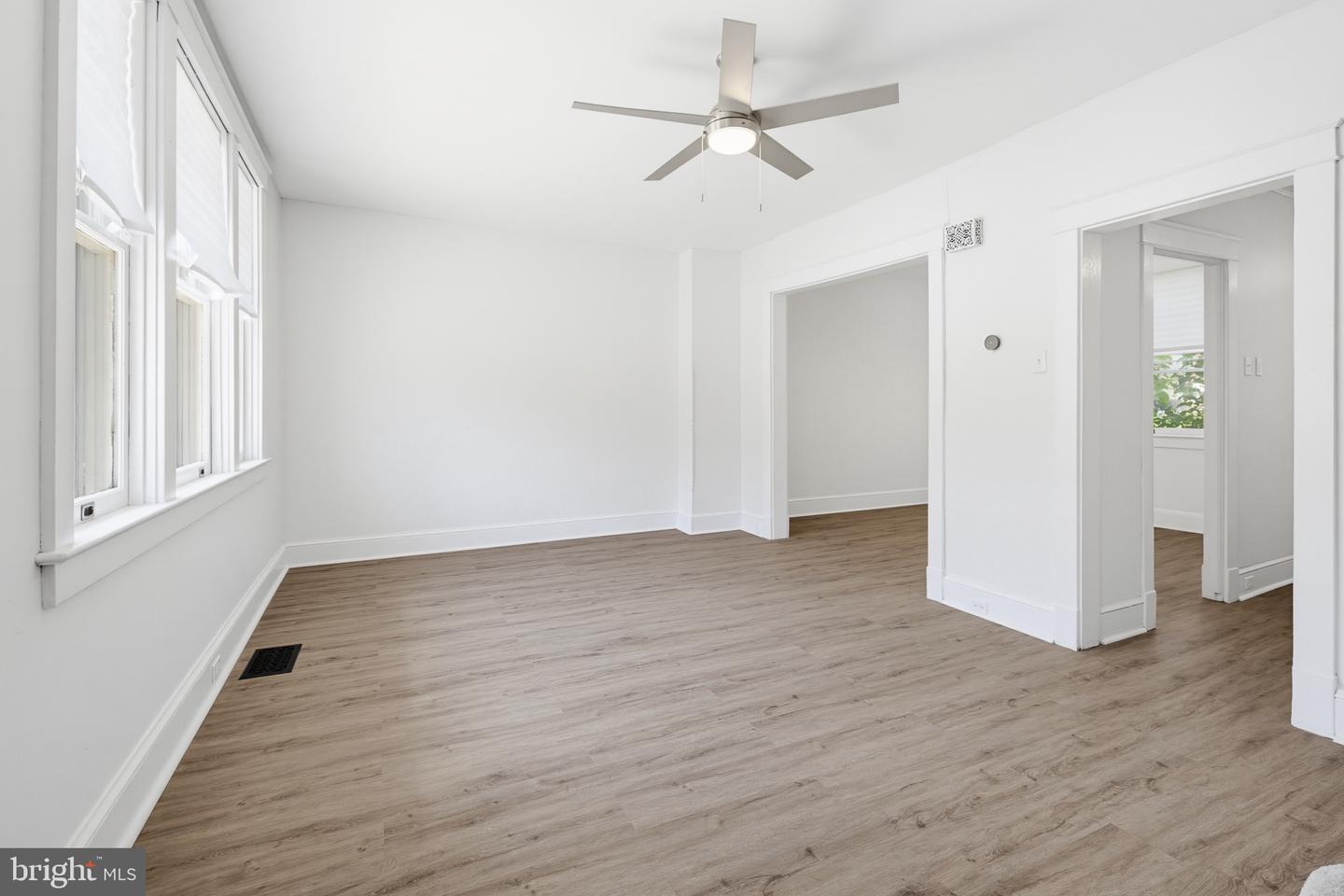 121 E New Property Photo 9