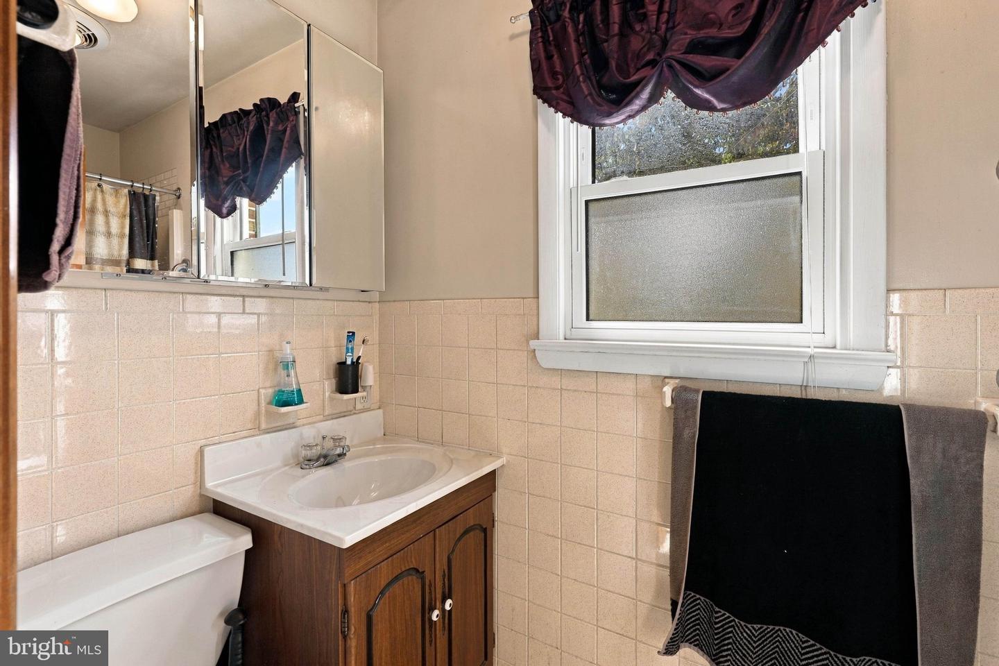 130 Martin Ave Property Photo 27