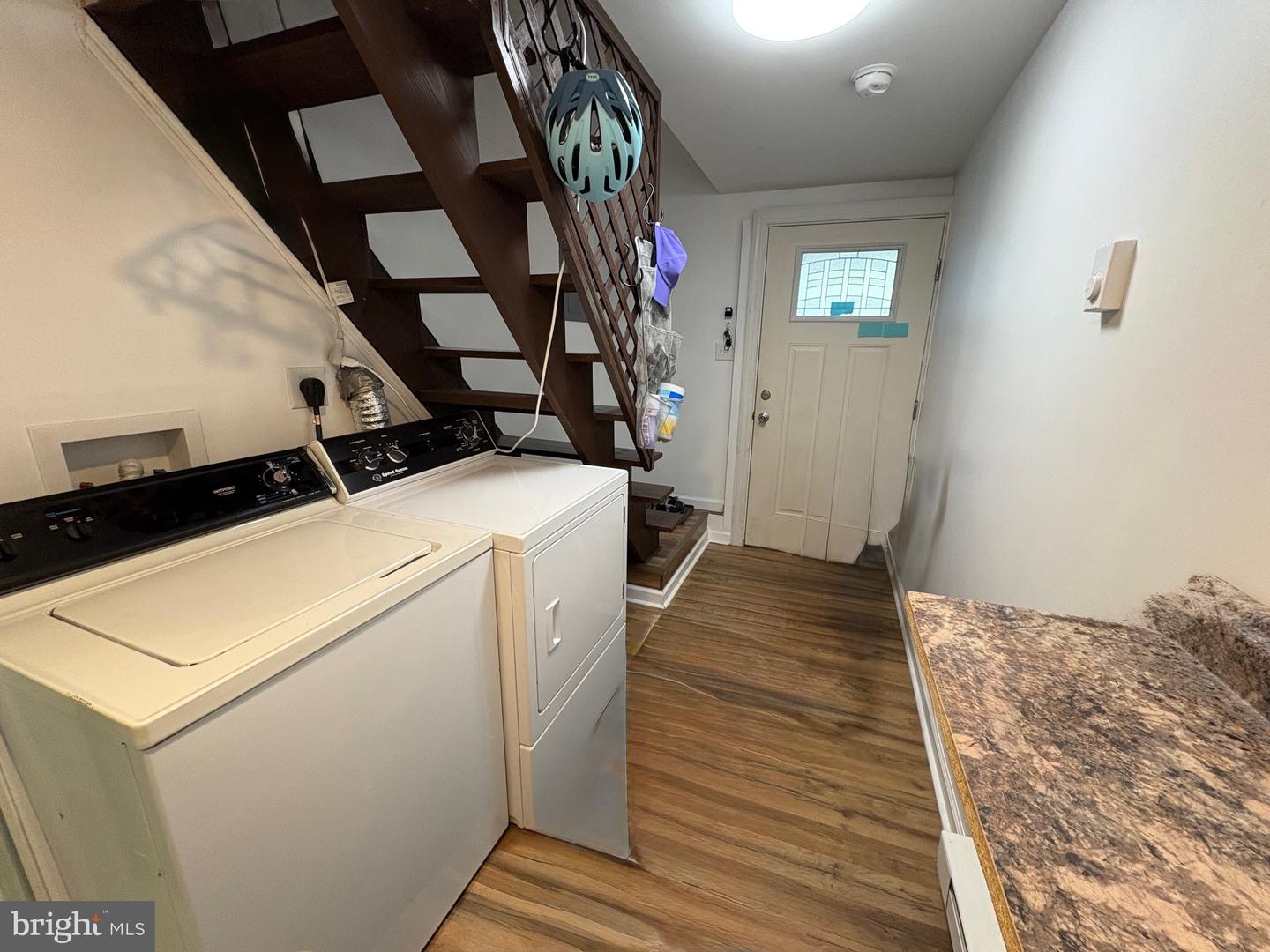 109 Leaman St Property Photo 38