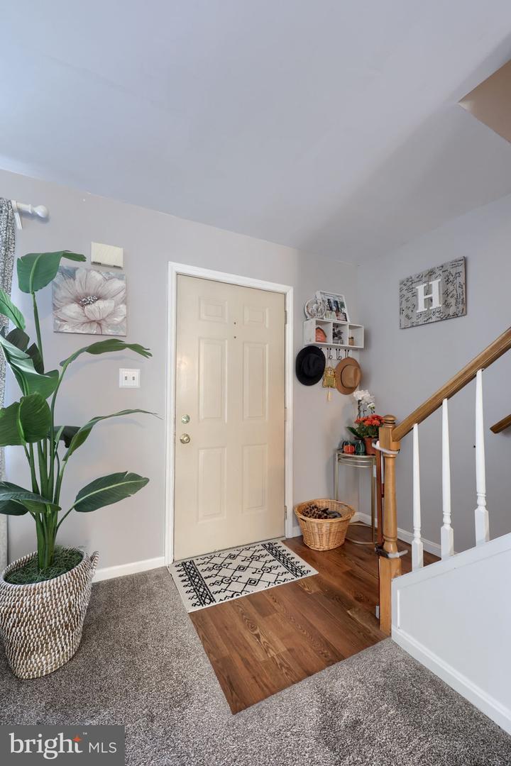 2 Brookview Dr Property Photo 7