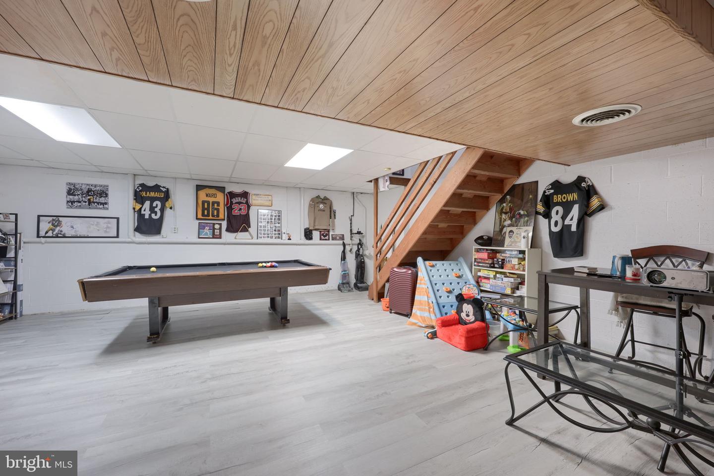 2 Brookview Dr Property Photo 25