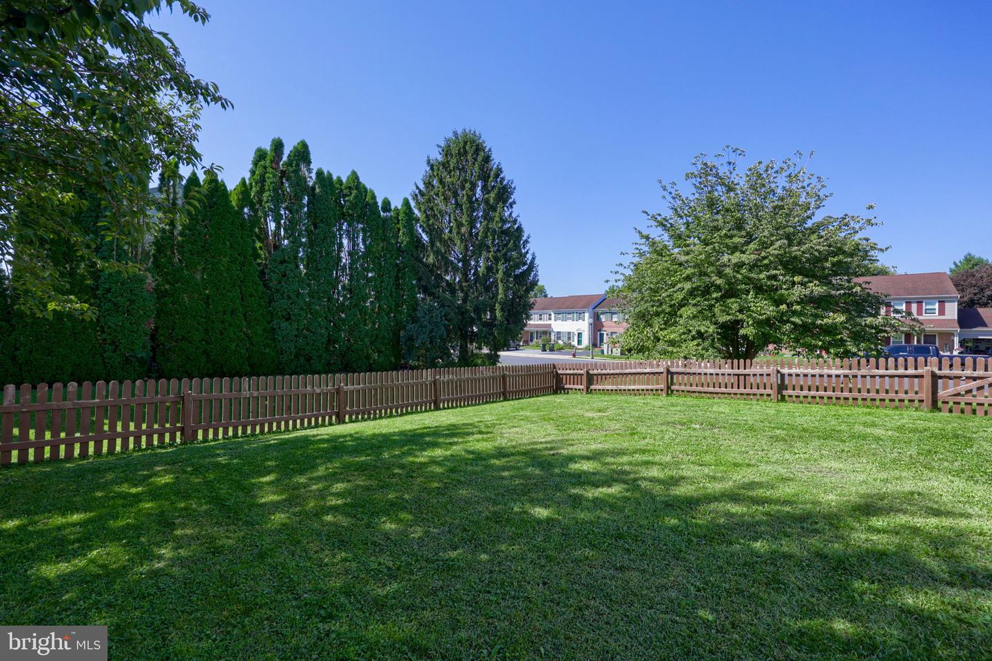 2 Brookview Dr Property Photo 34