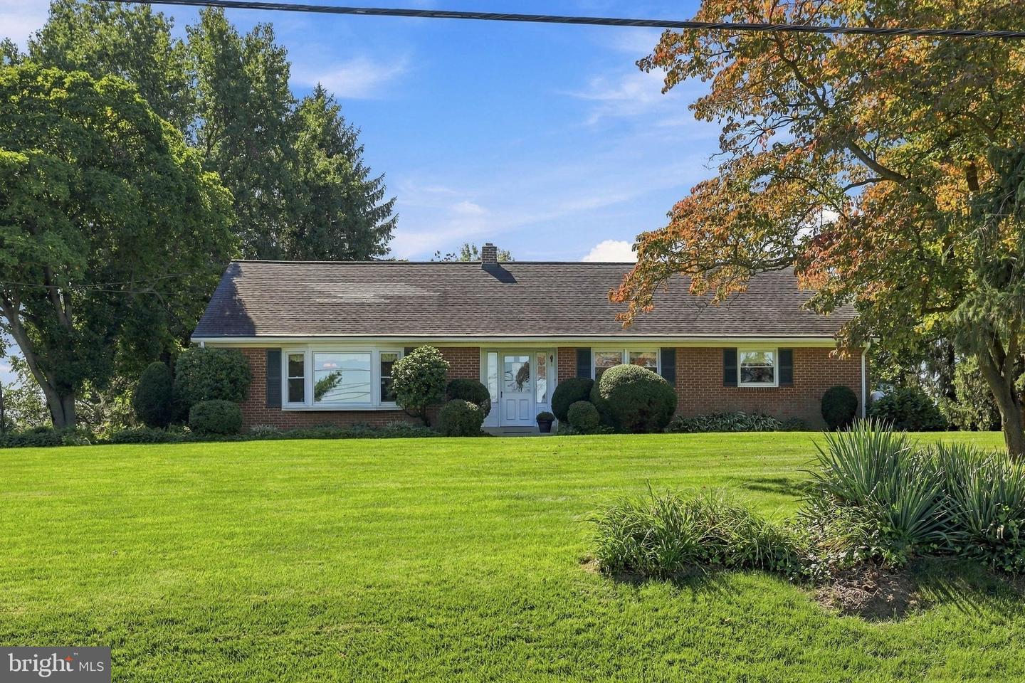 936 Letort Rd Property Photo 3