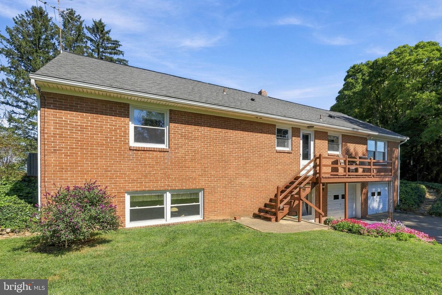 936 Letort Rd Property Photo 38