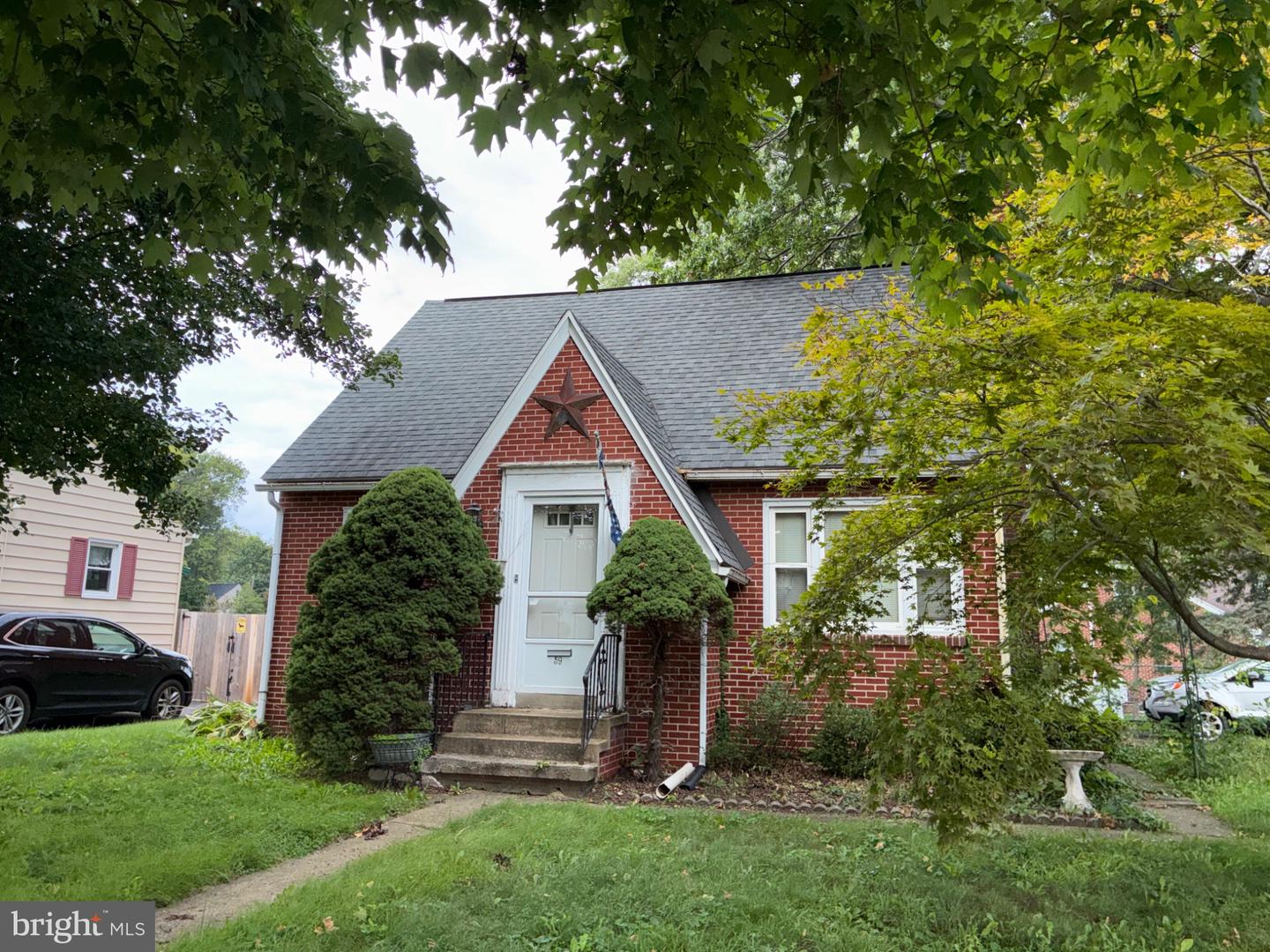 59 S 9th St Property Photo 1
