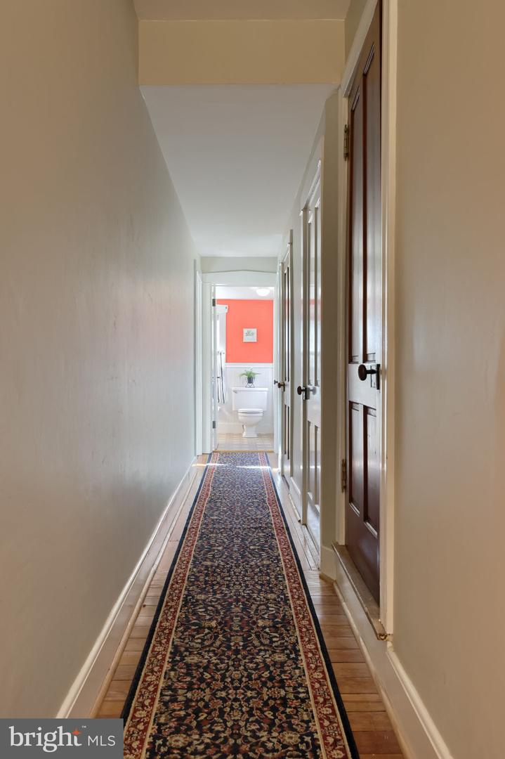 26 W Orange St Property Photo 28
