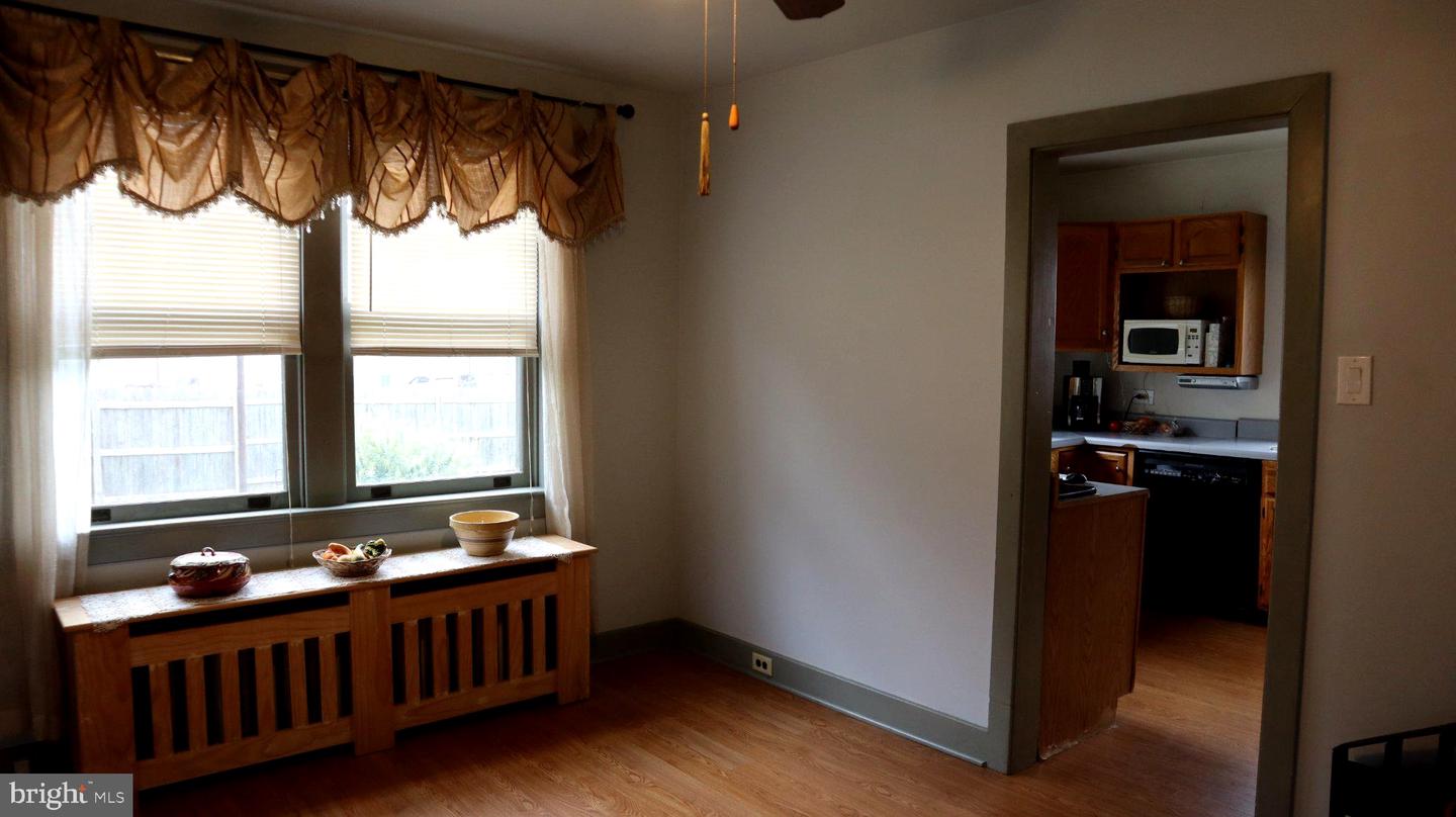 211 Broad St Property Photo 10