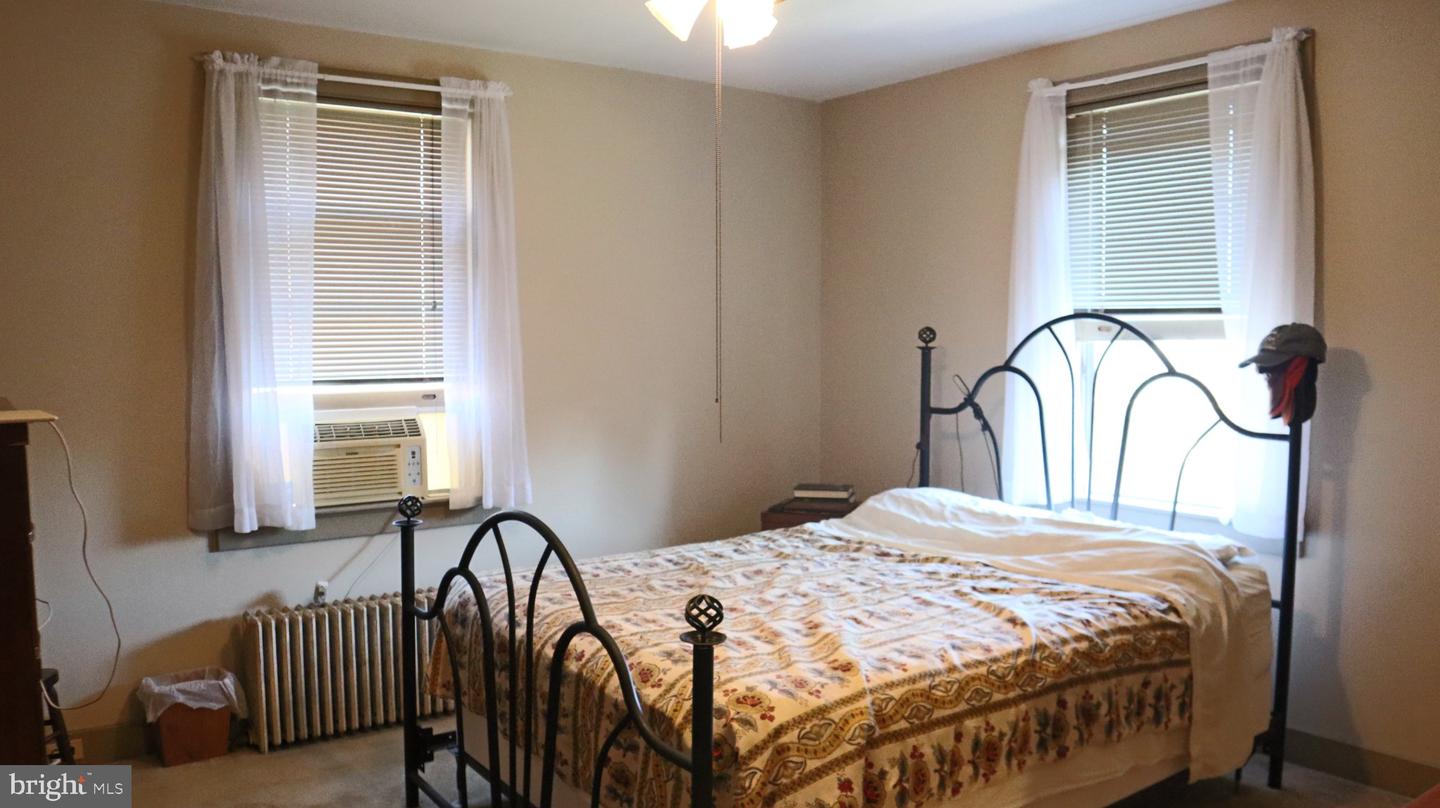 211 Broad St Property Photo 22