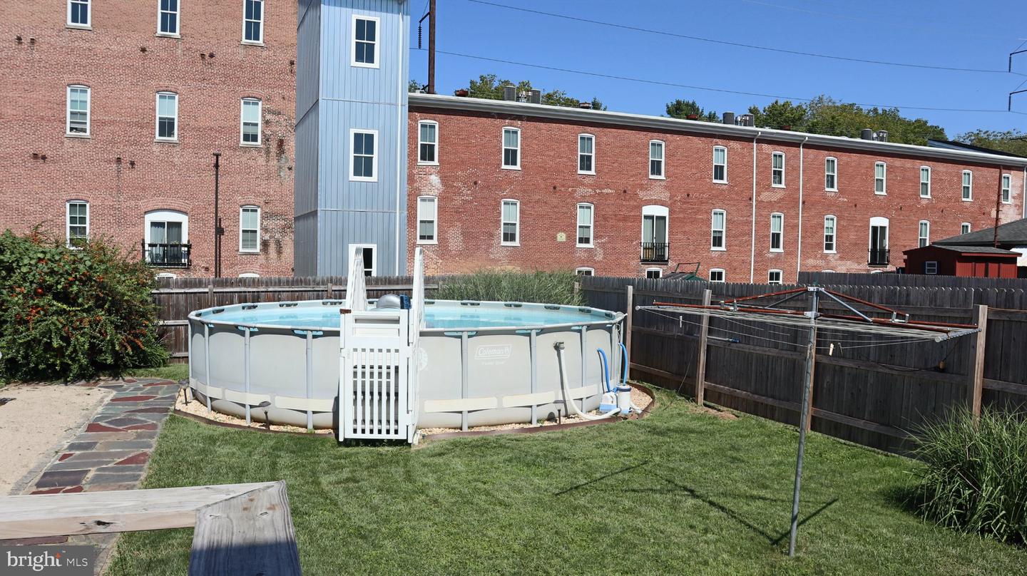 211 Broad St Property Photo 41