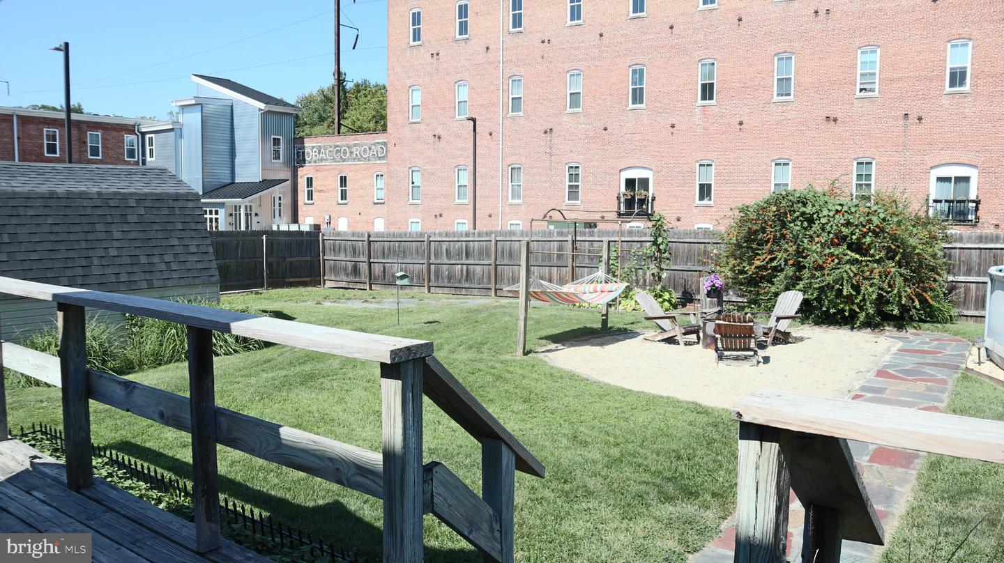 211 Broad St Property Photo 42