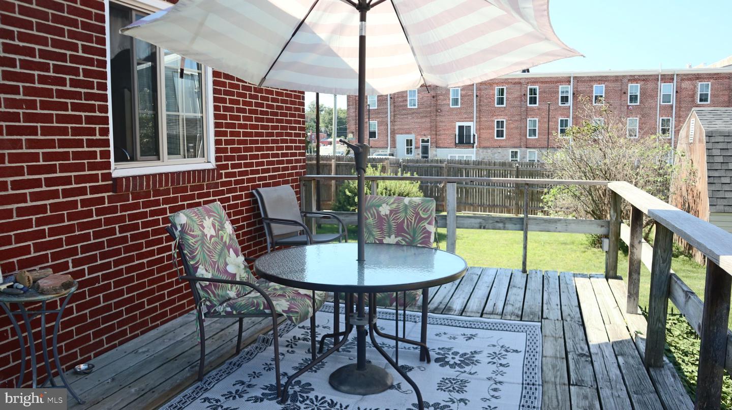 211 Broad St Property Photo 43