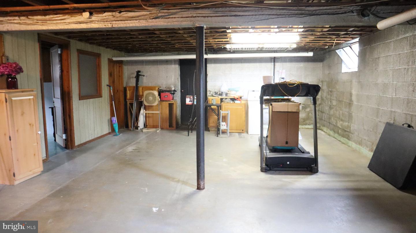 211 Broad St Property Photo 56