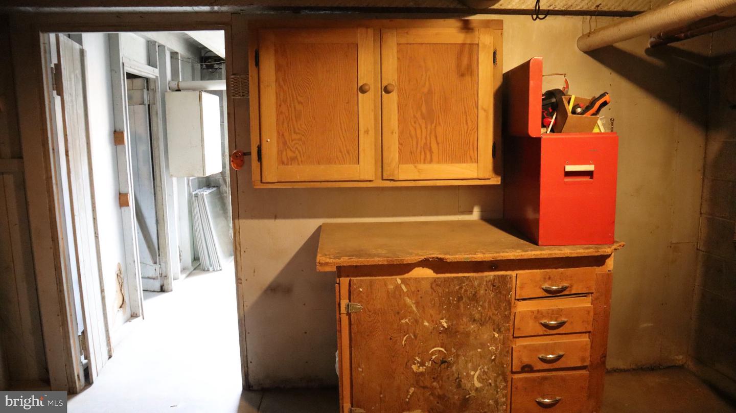 211 Broad St Property Photo 58