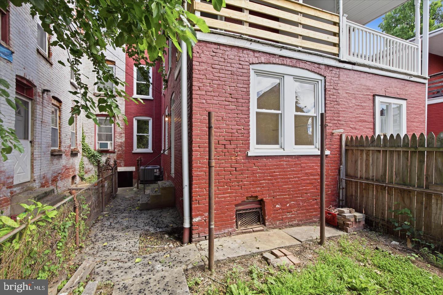 144 E Liberty St Property Photo 34