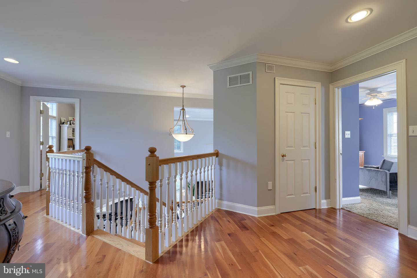 22 Windsor Ln Property Photo 34