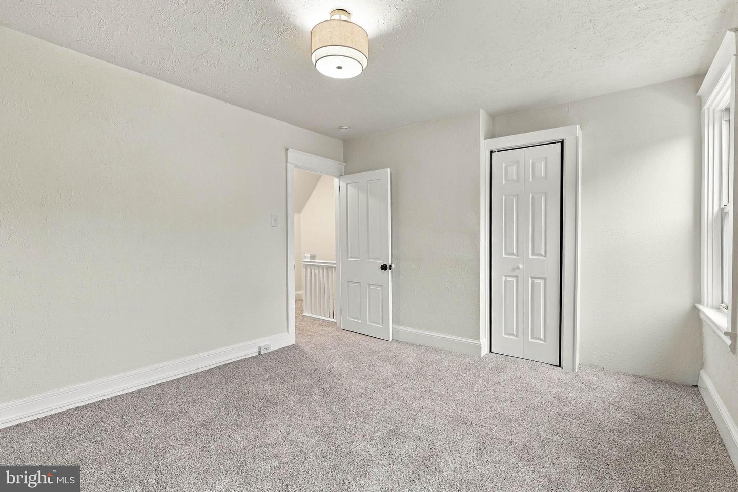 27 W New St Property Photo 15