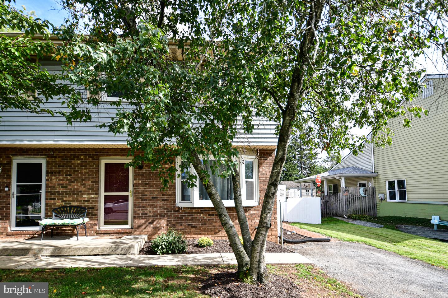 444 S Plum St Property Photo 1