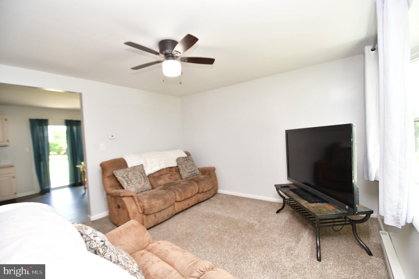 444 S Plum St Property Photo 10